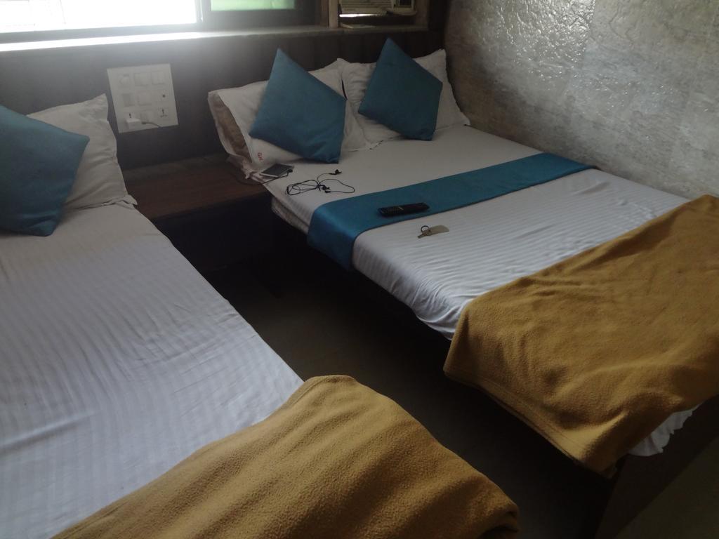 Zahra Guest House Mumbai Exterior photo